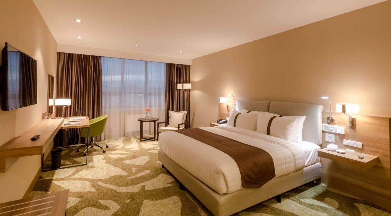 Holiday Inn Ulaanbaatar By Ihg Exterior foto
